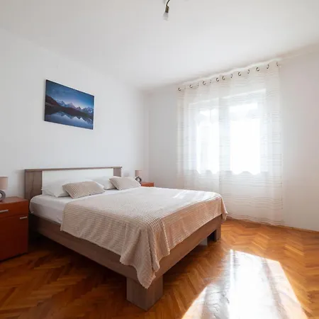 With Parking Space Bibinje, Zadar - 24712 Апартаменты Бибинье