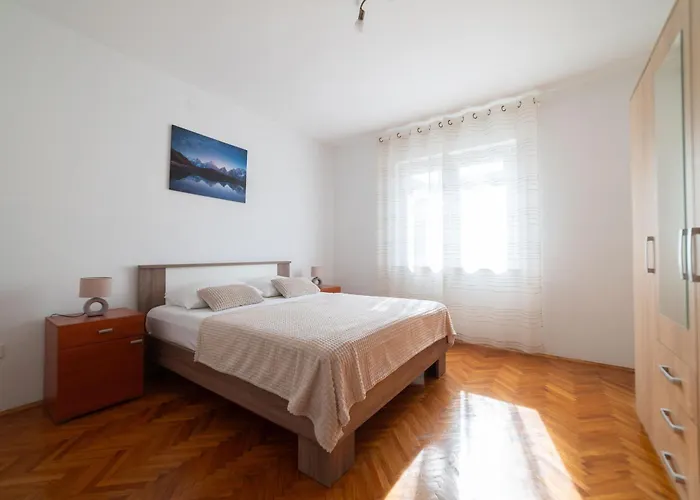 With Parking Space Bibinje, Zadar - 24712 Apartmán Bibinje