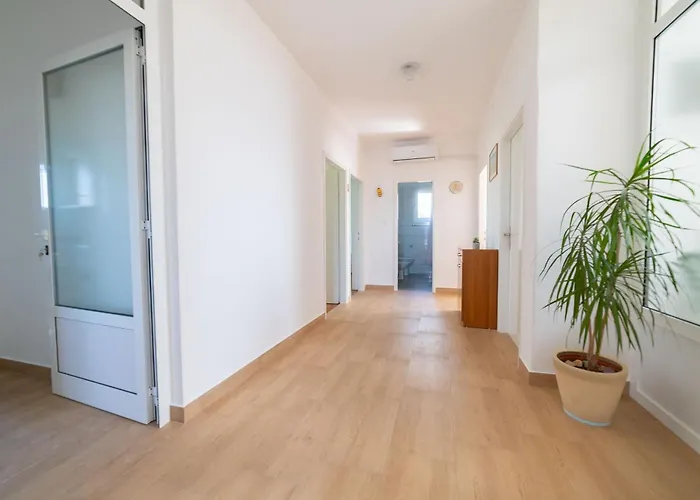 With Parking Space Bibinje, Zadar - 24712 *